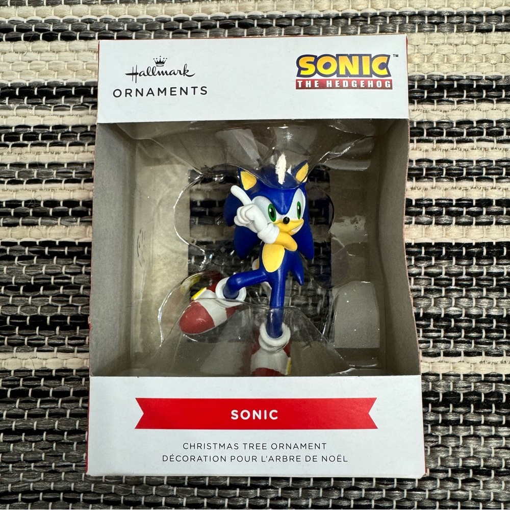 Hallmark Sonic the Hedgehog Christmas Tree Ornament